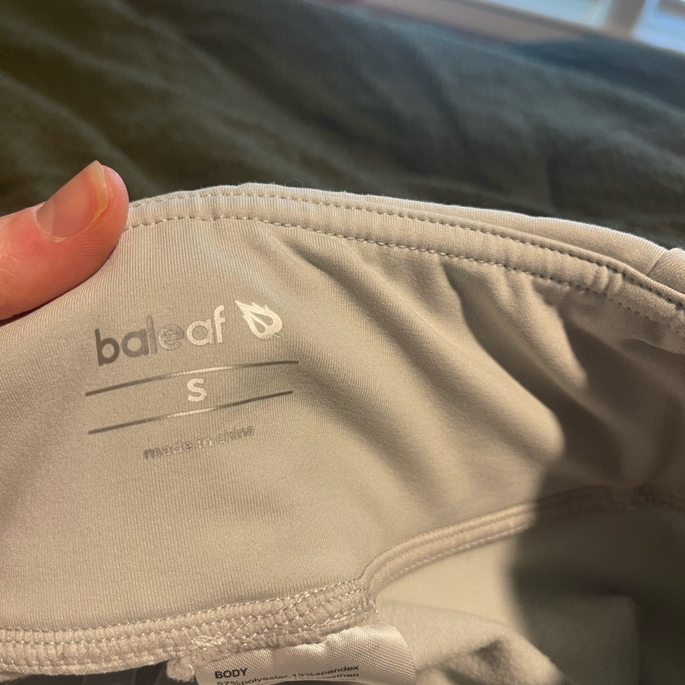 Baleaf women’s light grey joggers - Picture 4 of 7